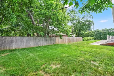 8-10 Begley St #10, Agawam, MA 01001 - Photo 37