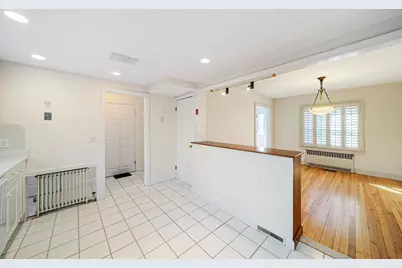 93 Lincoln Rd, Medford, MA 02155 - Photo 9