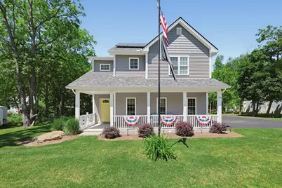 8 Union St, North Brookfield, MA 01535 - Photo 35
