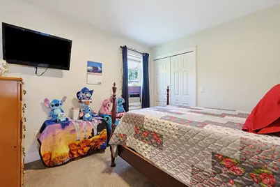 8 Union St, North Brookfield, MA 01535 - Photo 15