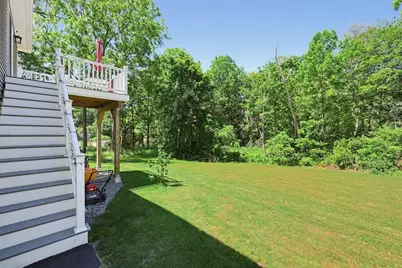 8 Union St, North Brookfield, MA 01535 - Photo 29