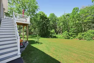 8 Union St, North Brookfield, MA 01535 - Photo 29
