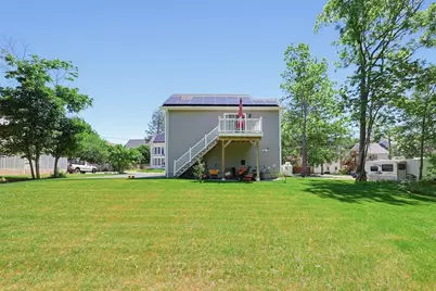 8 Union St, North Brookfield, MA 01535 - Photo 27