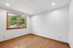 55 South St, Easthampton, MA 01027 - Photo 23