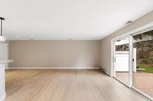 17 Lions Ln, Salem, MA 01970 - Photo 9