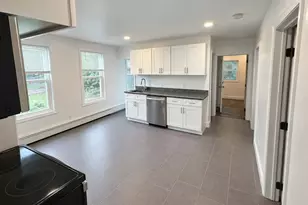 576 Franklin St, Worcester, MA 01608 - Photo 5