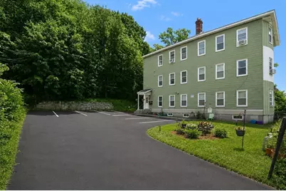 576 Franklin St, Worcester, MA 01608 - Photo 3