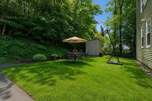 576 Franklin St, Worcester, MA 01608 - Photo 33