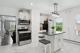 576 Franklin St, Worcester, MA 01608 - Photo 9