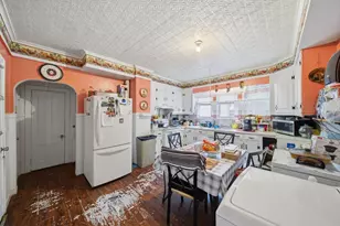 133 Oak St, Holyoke, MA 01040 - Photo 25
