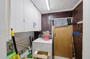 133 Oak St, Holyoke, MA 01040 - Photo 17