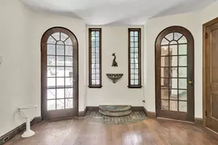 128 Dudley St, Brookline, MA 02445 - Photo 5