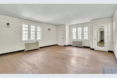 128 Dudley St, Brookline, MA 02445 - Photo 11