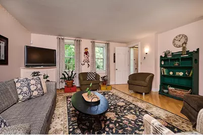310 South St, Northampton, MA 01060 - Photo 5