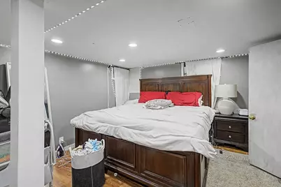 23 Jenness St, Springfield, MA 01104 - Photo 15