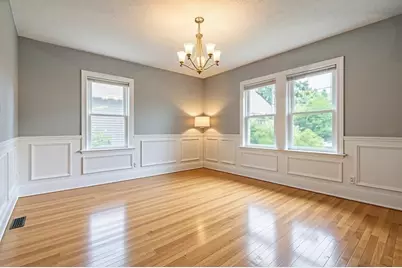 20 Brightwood Ave, Worcester, MA 01604 - Photo 5