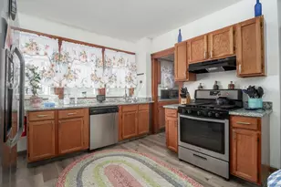 55 Central St, Somerville, MA 02143 - Photo 11