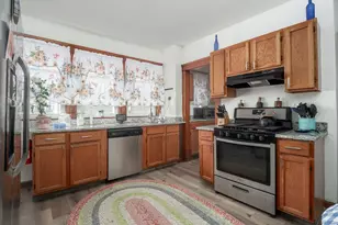 55 Central St, Somerville, MA 02143 - Photo 11