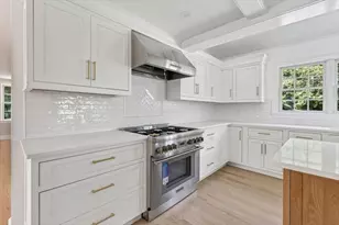 3 Hollyhock Ln, Hingham, MA 02043 - Photo 5