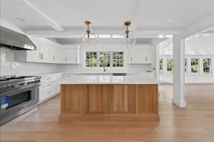 3 Hollyhock Ln, Hingham, MA 02043 - Photo 3