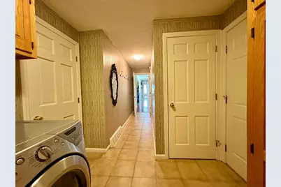 608 Pinewood Dr, Longmeadow, MA 01106 - Photo 29