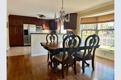 608 Pinewood Dr, Longmeadow, MA 01106 - Photo 5