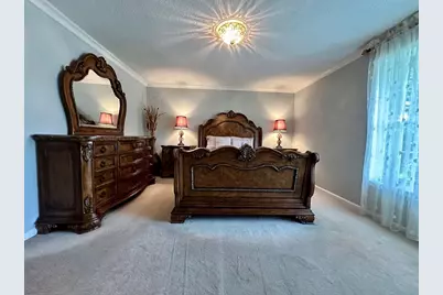 608 Pinewood Dr, Longmeadow, MA 01106 - Photo 11
