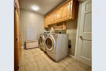 608 Pinewood Dr, Longmeadow, MA 01106 - Photo 31