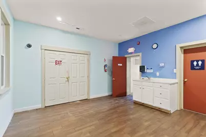 430 Maple St, Danvers, MA 01923 - Photo 15