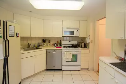 22 Chestnut Place #501, Brookline, MA 02445 - Photo 5