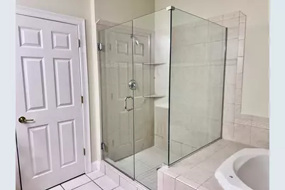 308 Sprucewood Ln #308, Clinton, MA 01510 - Photo 13