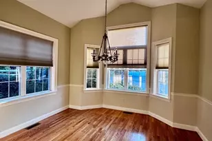 308 Sprucewood Ln, Clinton, MA 01510 - Photo 9
