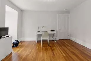 15 Myrtle St, Boston, MA 02130 - Photo 27