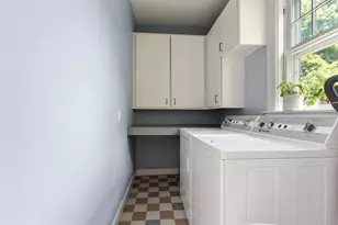 15 Myrtle St, Boston, MA 02130 - Photo 13