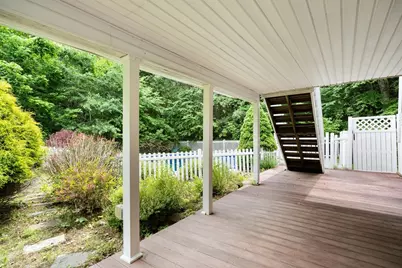 140 Paradise Ln, Sturbridge, MA 01518 - Photo 9