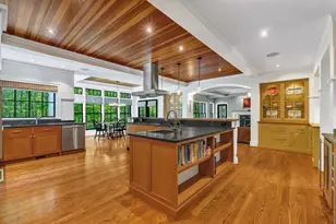 10 Chandler Cir, Weston, MA 02493 - Photo 9