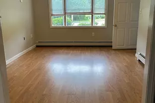 7 Heidi Ln, Billerica, MA 01821 - Photo 7