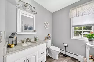 42 Medeiros Ln, Dartmouth, MA 02747 - Photo 15
