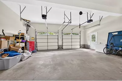42 Medeiros Ln, Dartmouth, MA 02747 - Photo 37