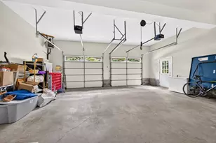 42 Medeiros Ln, Dartmouth, MA 02747 - Photo 37