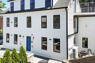 290 Washington St, Marblehead, MA 01945 - Photo 3