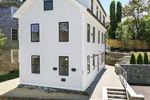 290 Washington St, Marblehead, MA 01945 - Photo 15