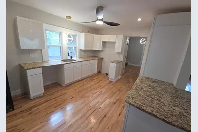 49 Corona St, Springfield, MA 01104 - Photo 5