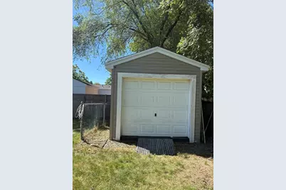 40 Partridge Dr, Springfield, MA 01119 - Photo 5