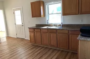 3 Belmont St, Lowell, MA 01851 - Photo 3