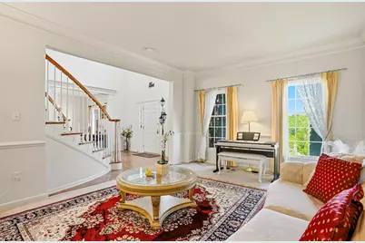 34 Hemingway St, Shrewsbury, MA 01545 - Photo 5