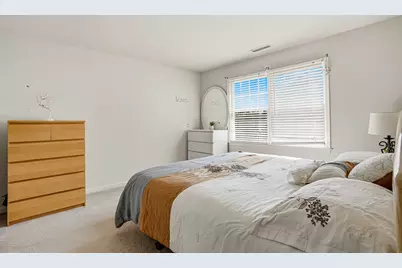 34 Hemingway St, Shrewsbury, MA 01545 - Photo 35