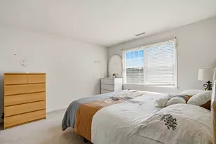 34 Hemingway St, Shrewsbury, MA 01545 - Photo 35