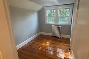 350 Plain St, Braintree, MA 02184 - Photo 5