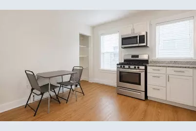 15 Stanton St, Worcester, MA 01605 - Photo 9